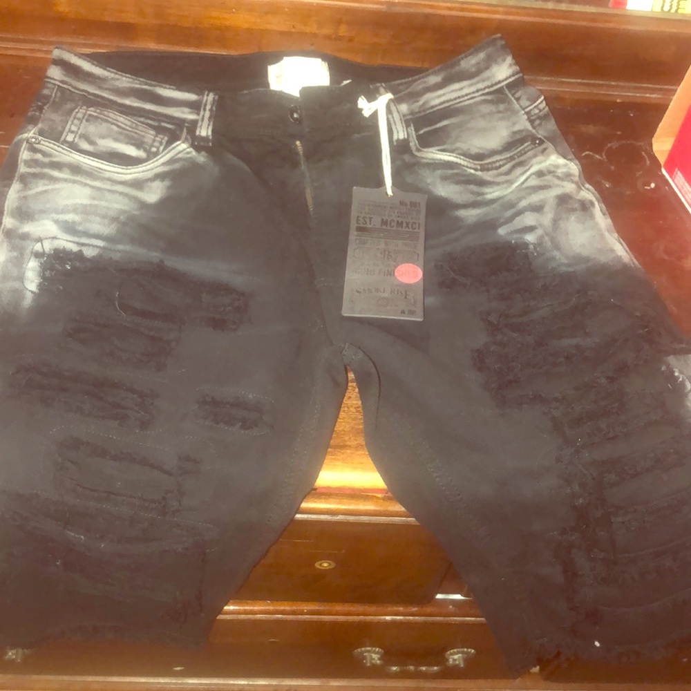 New smoke rise shorts